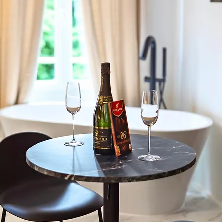 Appartamento Appart Luxe 5 Etoiles - Hypercentre - Baignoire Confort Rouen